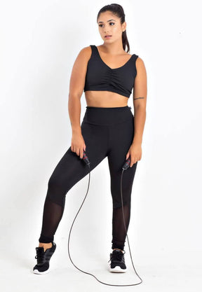 Conjunto Feminino Fitness Cropped Preto e Calça Legging Preta Tela Transaparente