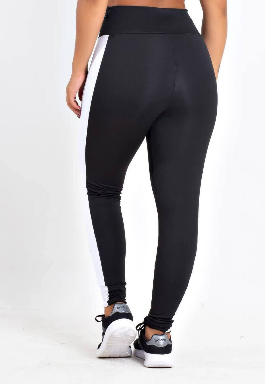 Calça Legging Feminina Cintura Alta Preta Com Detalhe Em Faixa Branca